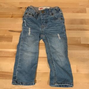 Toddler Levi distressed jeans
